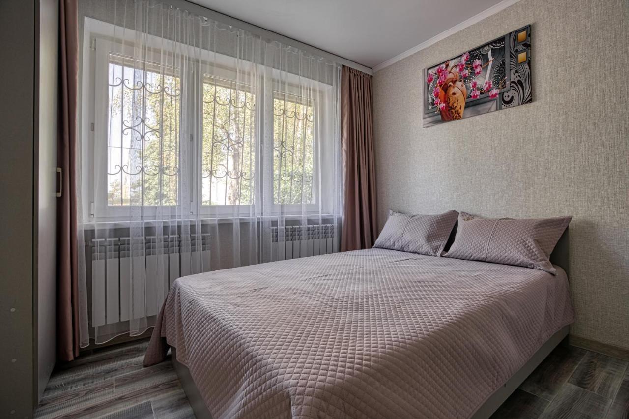 Апарт 33 Aparthotel Alma-Ata Buitenkant foto