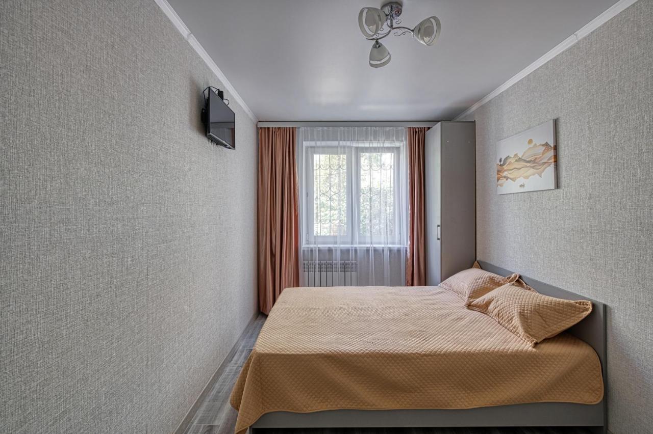 Апарт 33 Aparthotel Alma-Ata Buitenkant foto